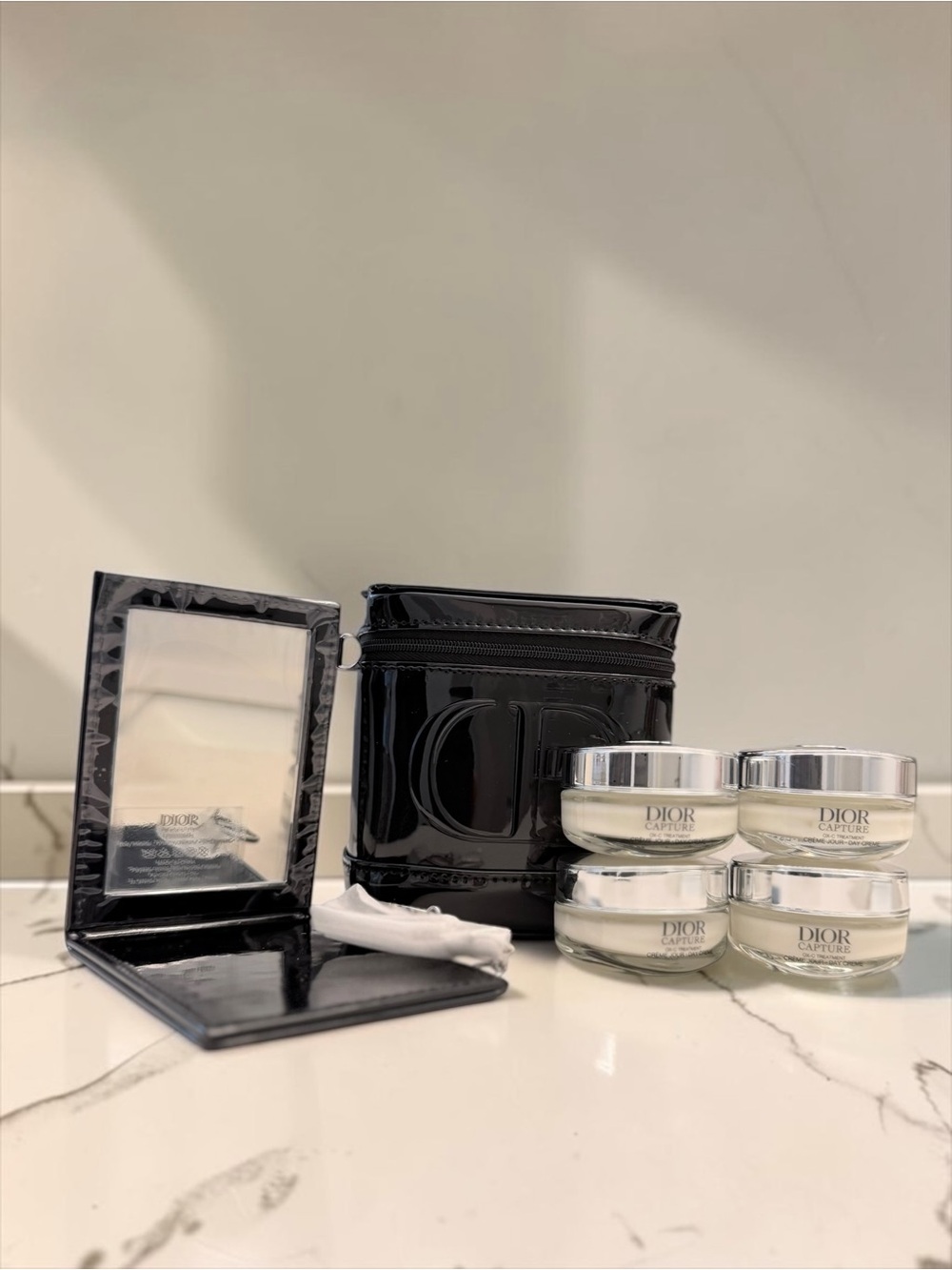 AUTHENTIC NEW Dior Capture Day Crème Bundle + CD Cosmetic bag + CD Mirror